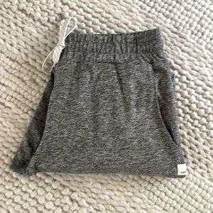 Vuori joggers in light gray
